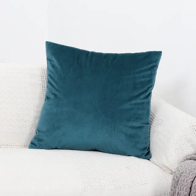 Classic Decorative Throw Blanket