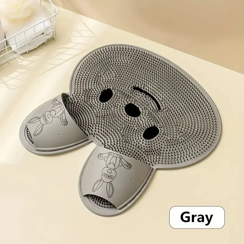 A Hands-Free Foot Cleaner Suitable For Showers