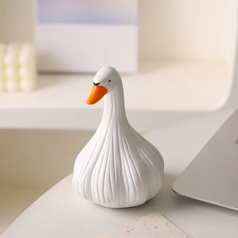 2Pcs Minimalist Duck Table Decor