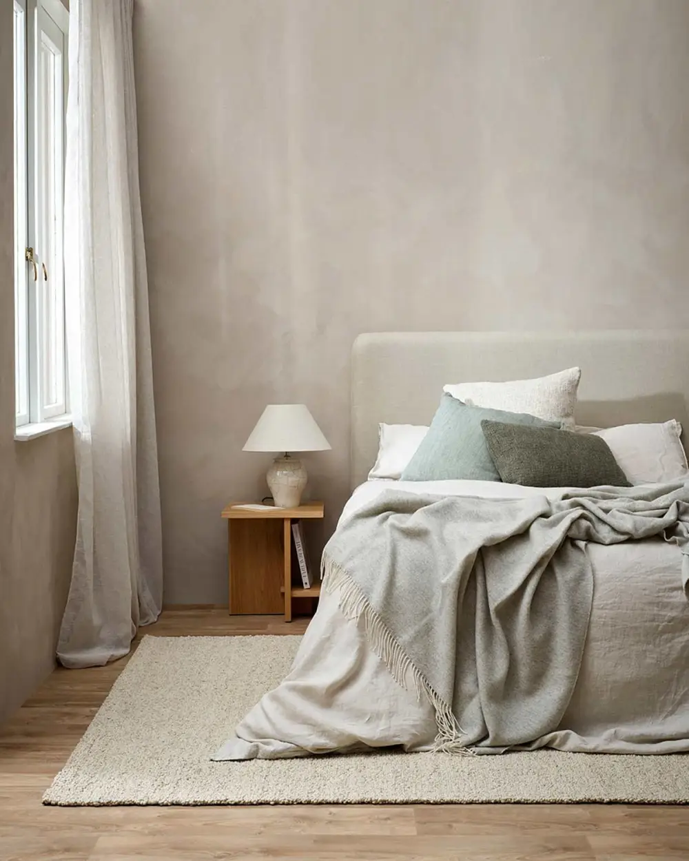 Wool Handwoven Contemporary Sophisticated Area Rug