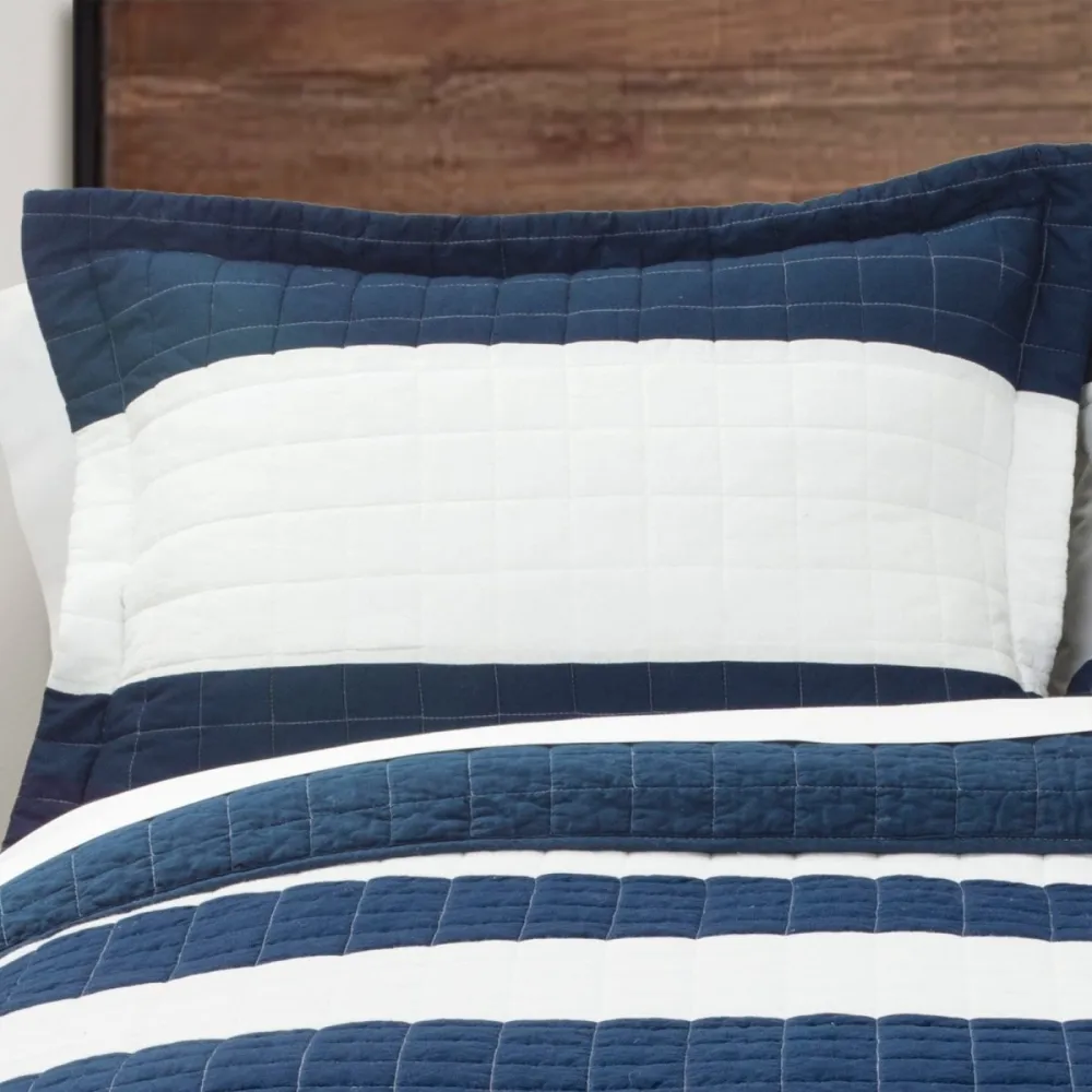 Fresh Striped Quilt Bedding Set