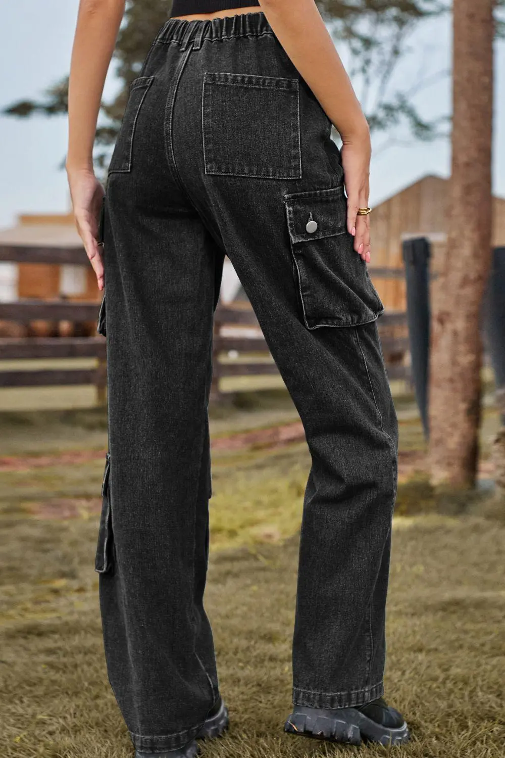 Loose Fit Long Pocket Denim Jeans