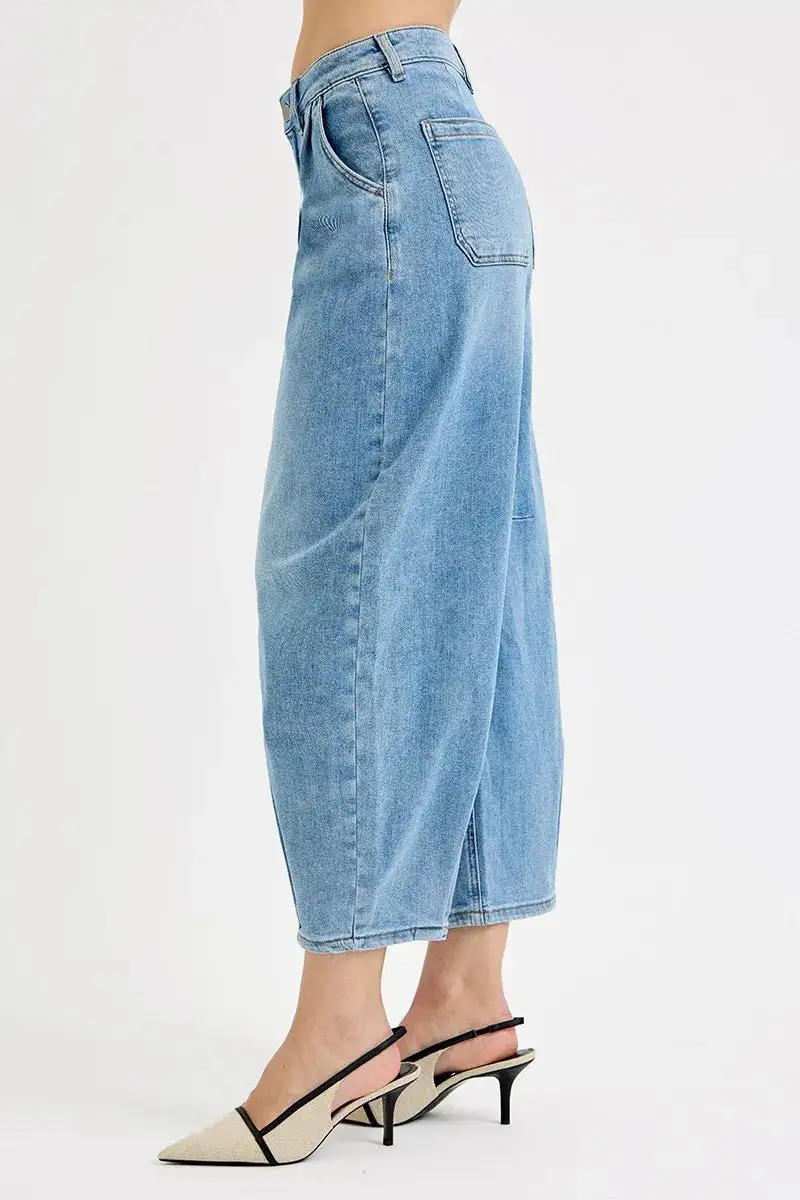 Modern Mid Rise Wide Leg Denim Jeans