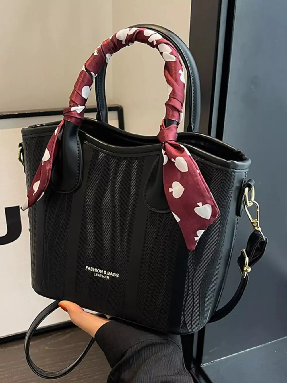 Sleek Form Crossbody Bag