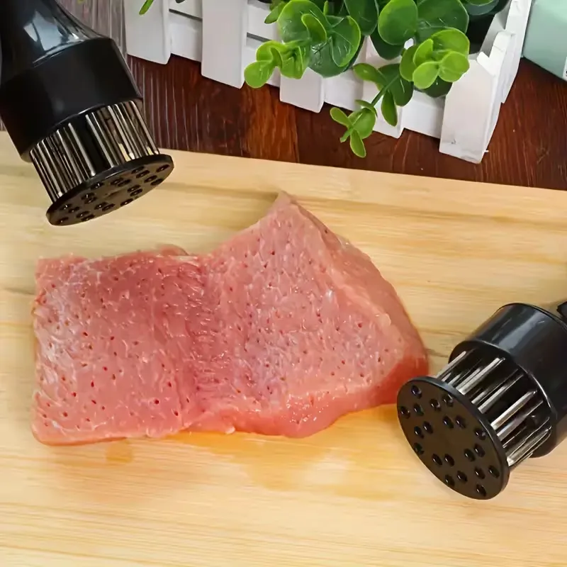 Handheld Multi-Spike Meat Tenderizer