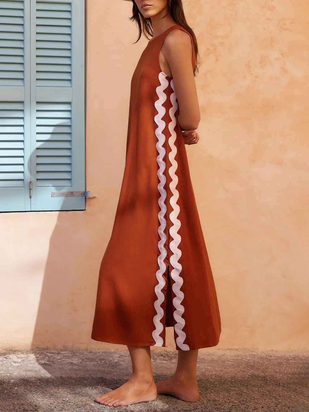 Side Wave Stripes Embellished Side Slit Midi Dress