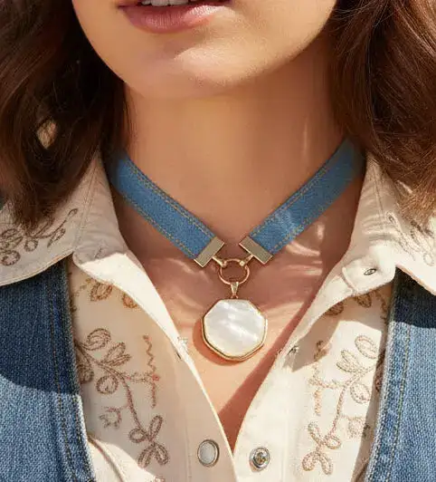 Chain Pendant Mother Of Pearl Pearl Bronze Necklace