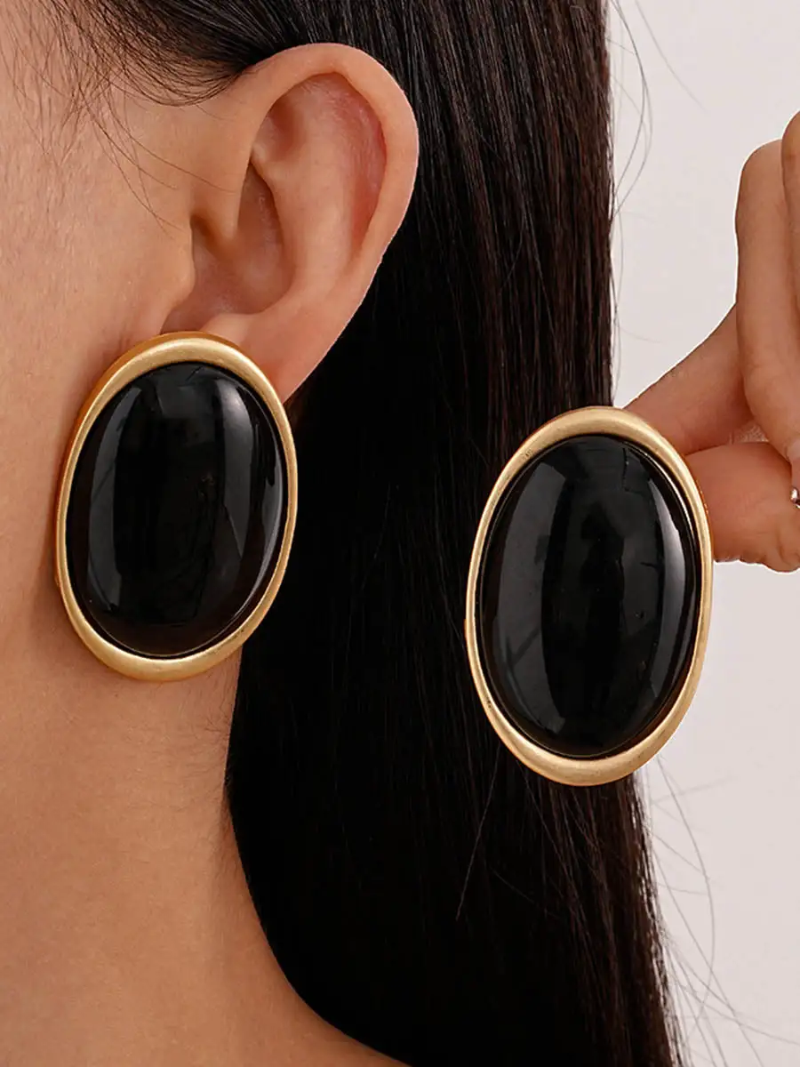 Refined Linear Drop Earrings