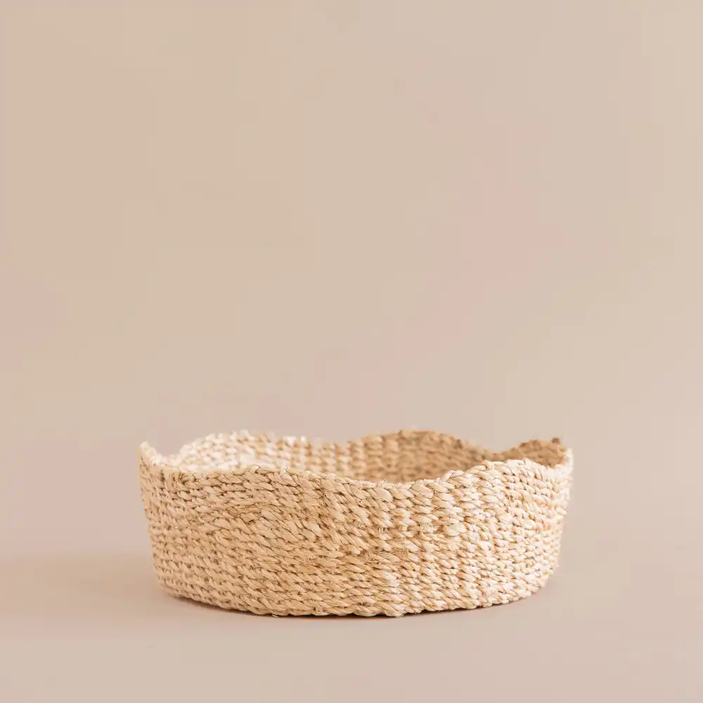 Shallow Scallop Basket