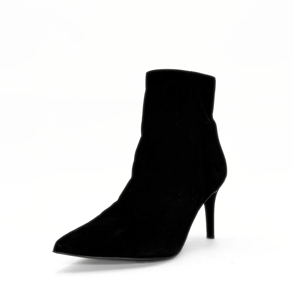 Nubuck Pointed Toe Ankle Boots