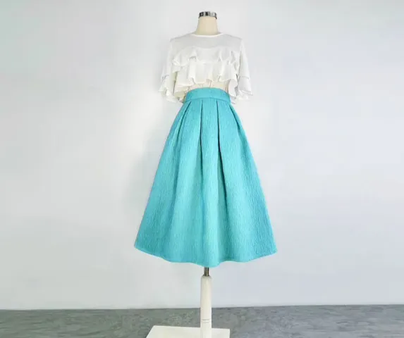 Clean Light Everyday Casual Skirt