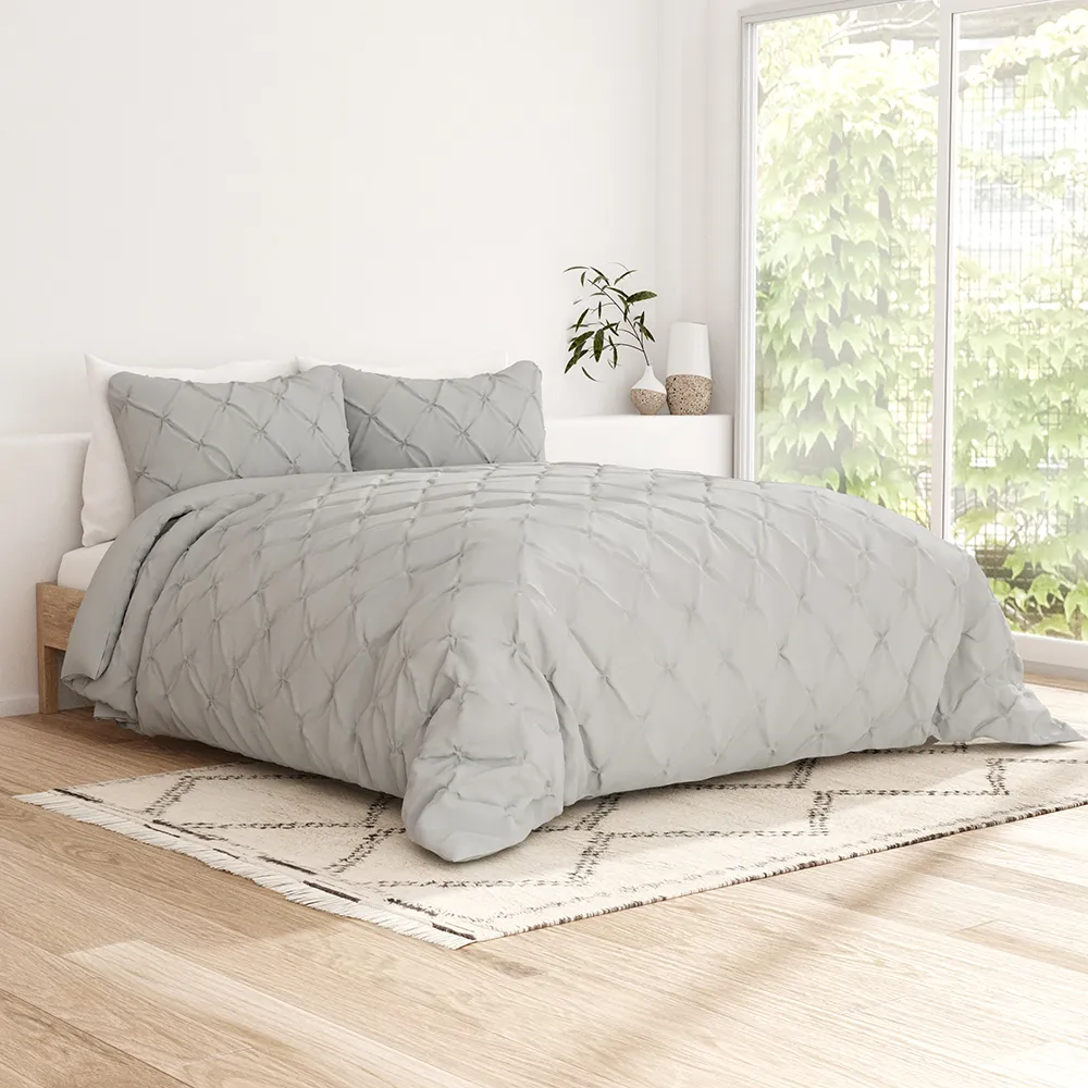 Pinch Pleat Duvet Cover Set