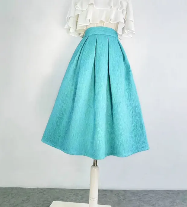 Clean Light Everyday Casual Skirt