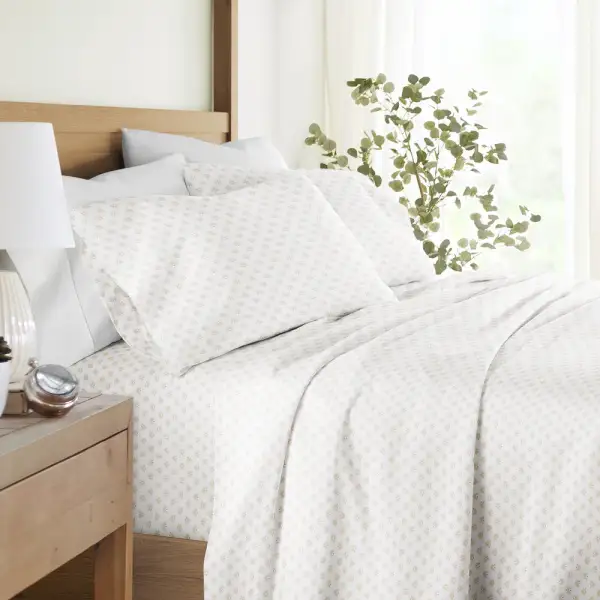 Moon Daisies Long Staple Cotton Sheet Set