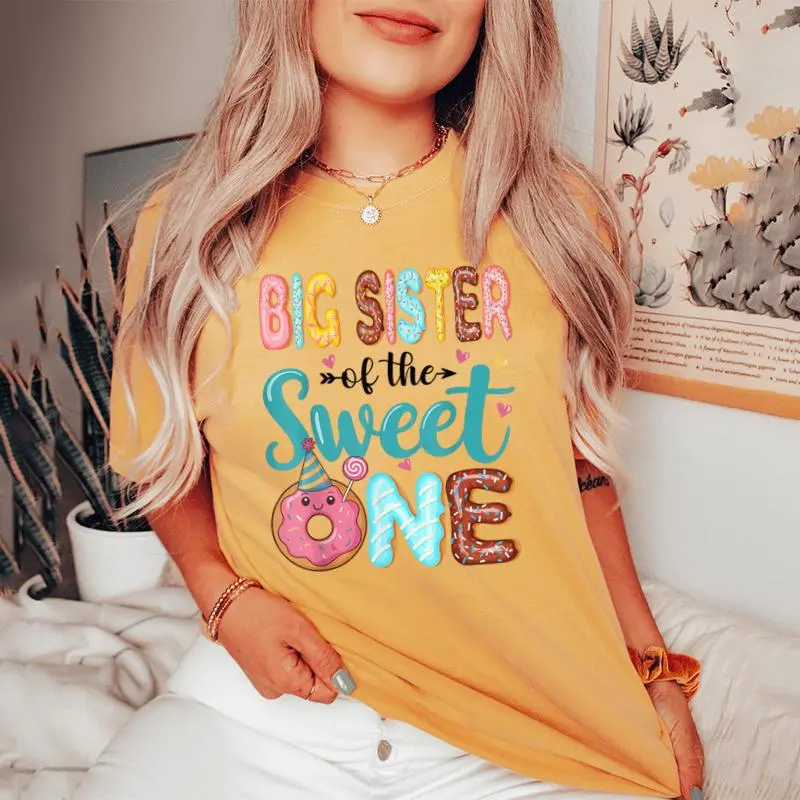 Big Sister Of The Sweet One 1St Birthday Girl Donut Party Women's Oversized Comfort T-shirt