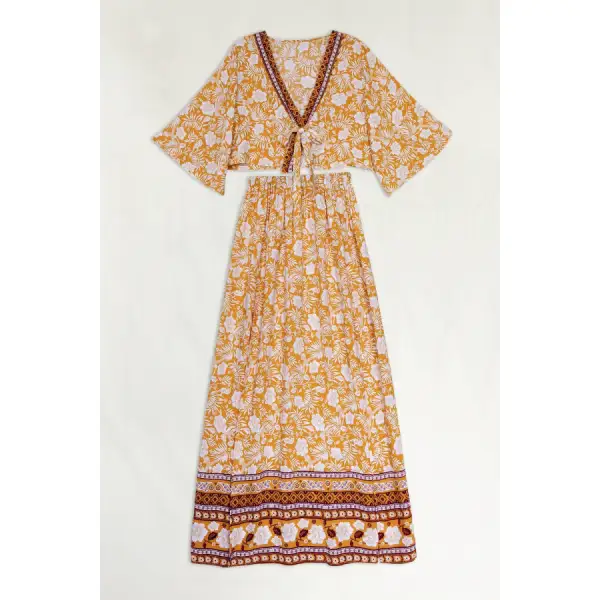 Refined Printed Half Sleeve Top And Slit Skirt Set
