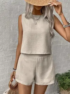 Refined Round-Neck Shorts Matching Set