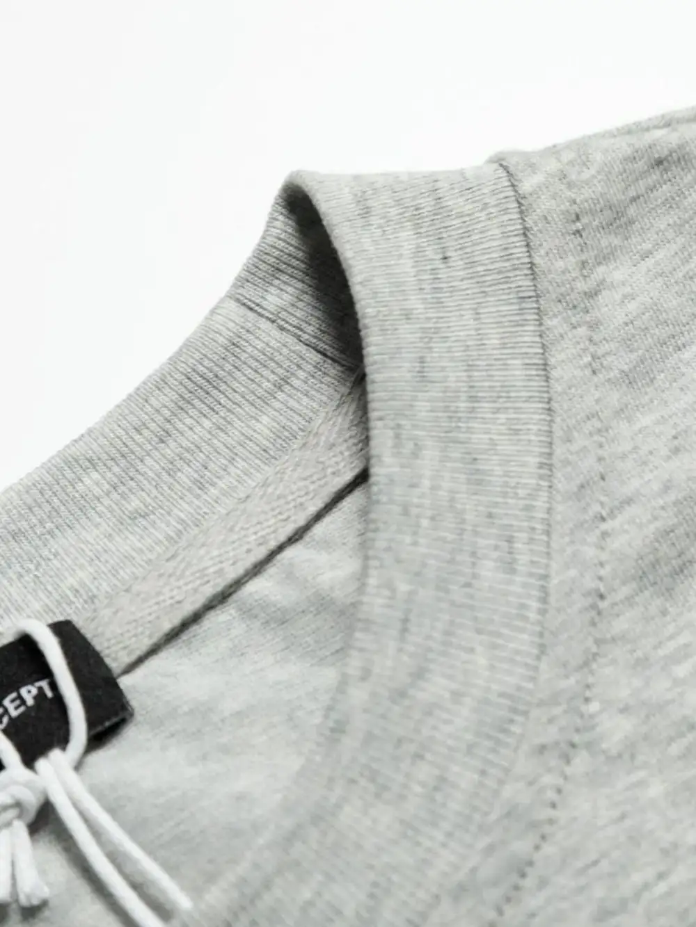 Everyday Contrast Detail Short Sleeve Crew Neck Tee