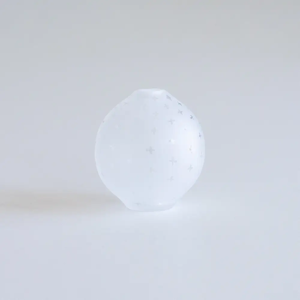 Compact Classic Glass Bud Vase