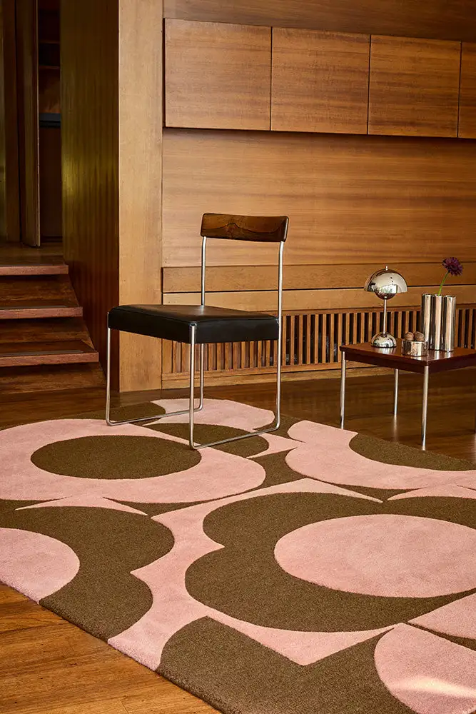 Wool Tufted Floral Polished Area Rug