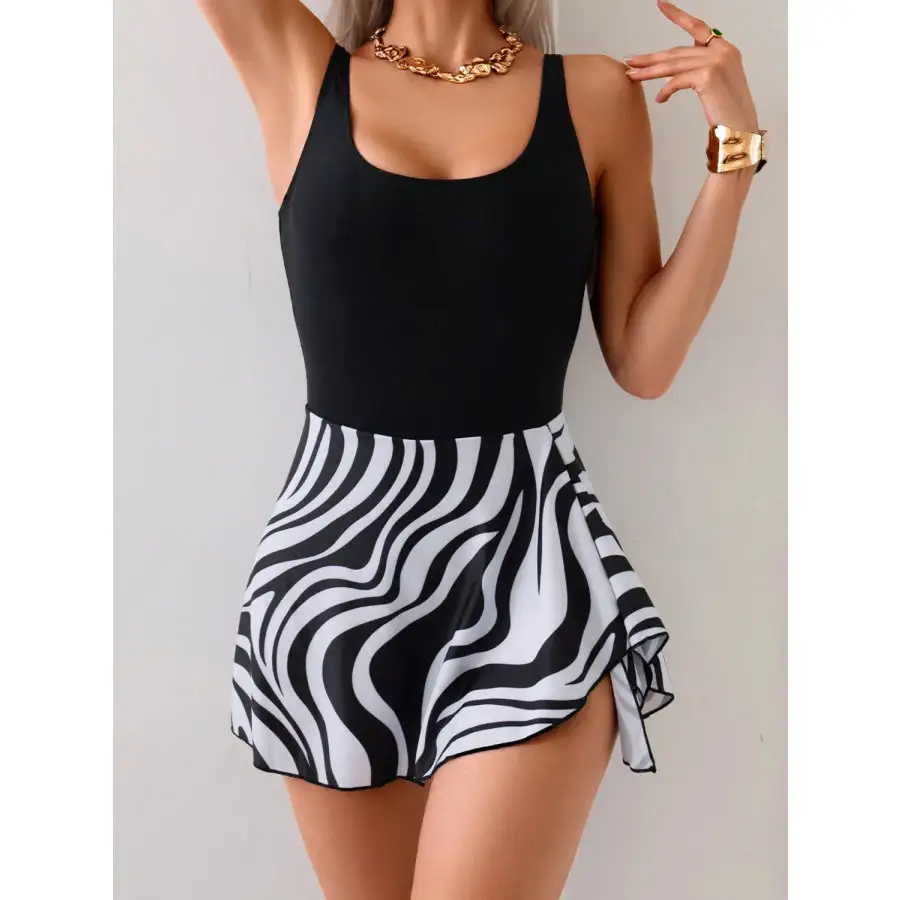 Women's Scoop-Neck Printed Swimsuit