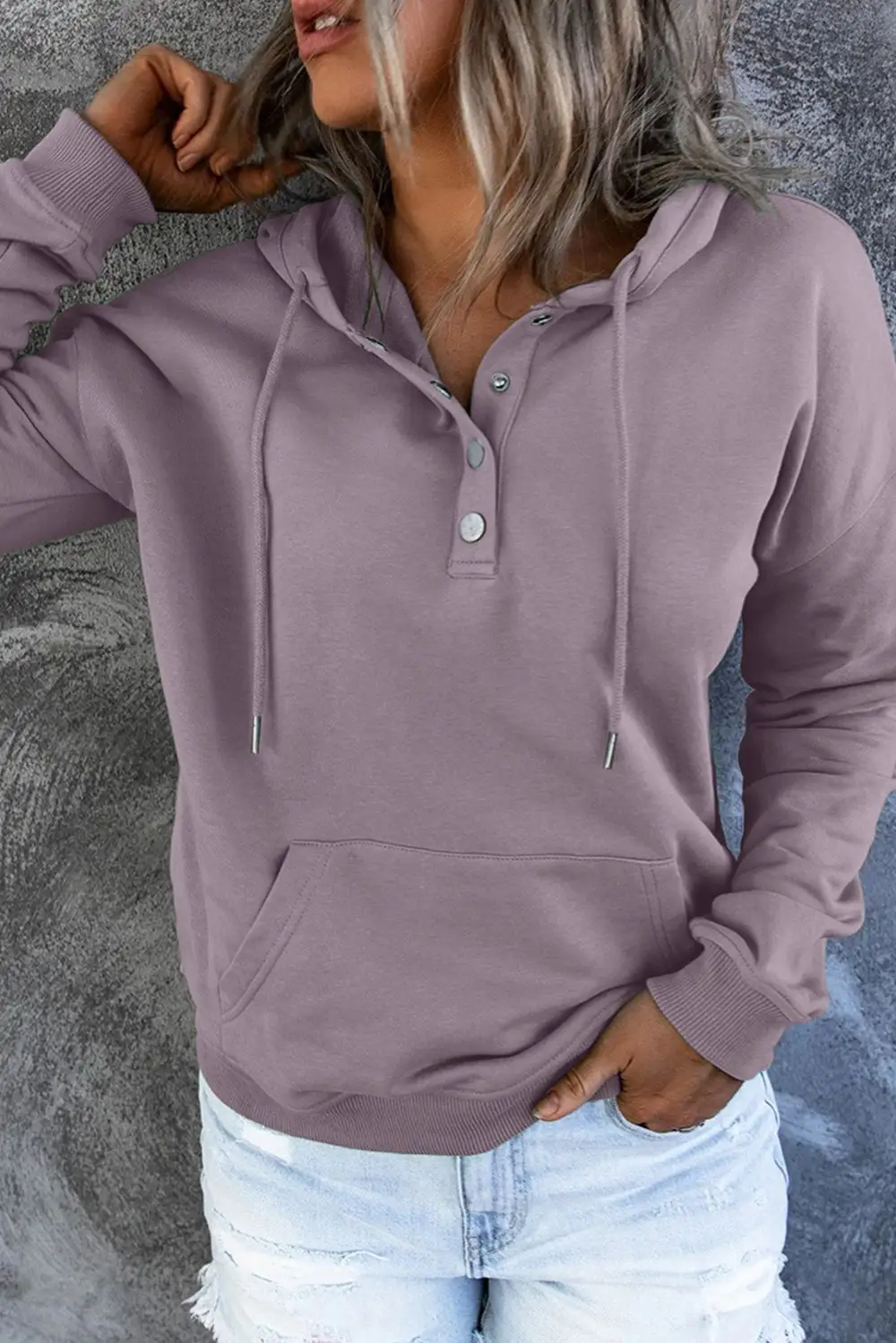 Relaxed Pocketed Long-Sleeve Hoodie