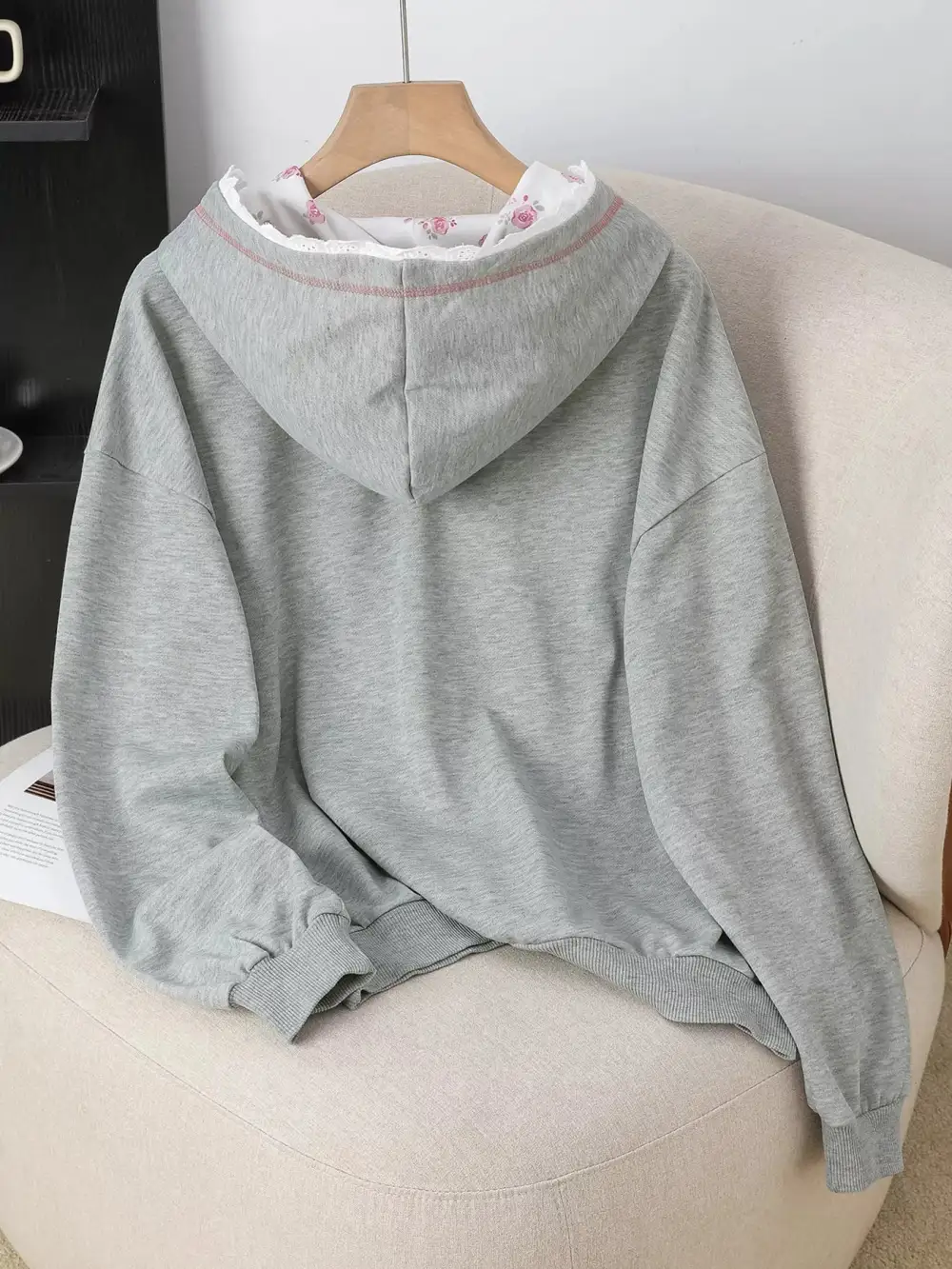 Pocketed Long-Sleeve Embroidered Hoodie