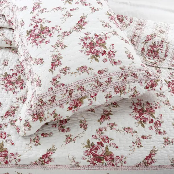 Layered Cotton Floral Scalloped Reversible Quilt Bedding Set
