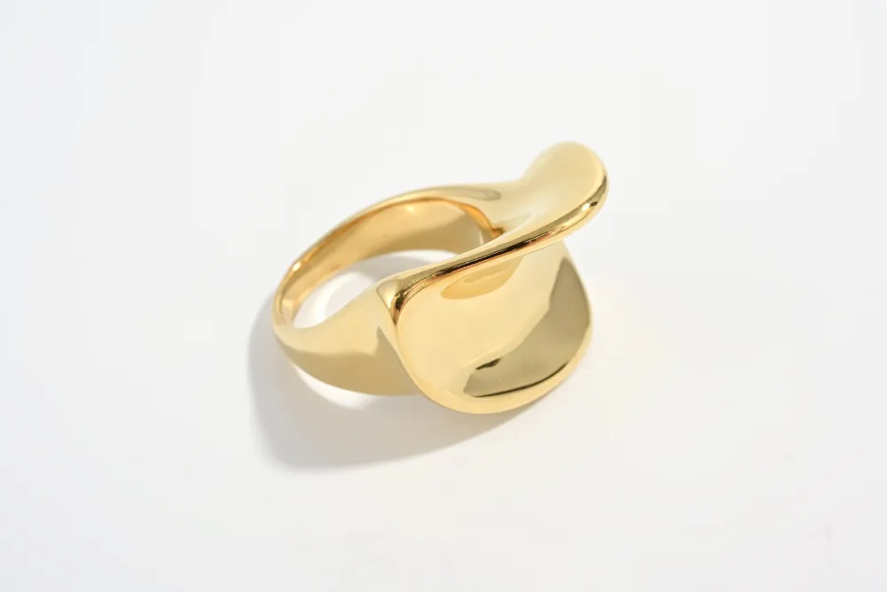 Lightweight Minimal Everyday Fashion Ring