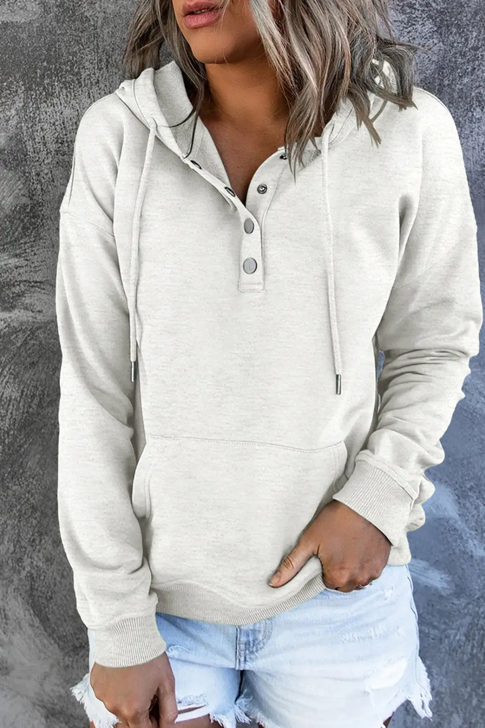 Relaxed Pocketed Long-Sleeve Hoodie