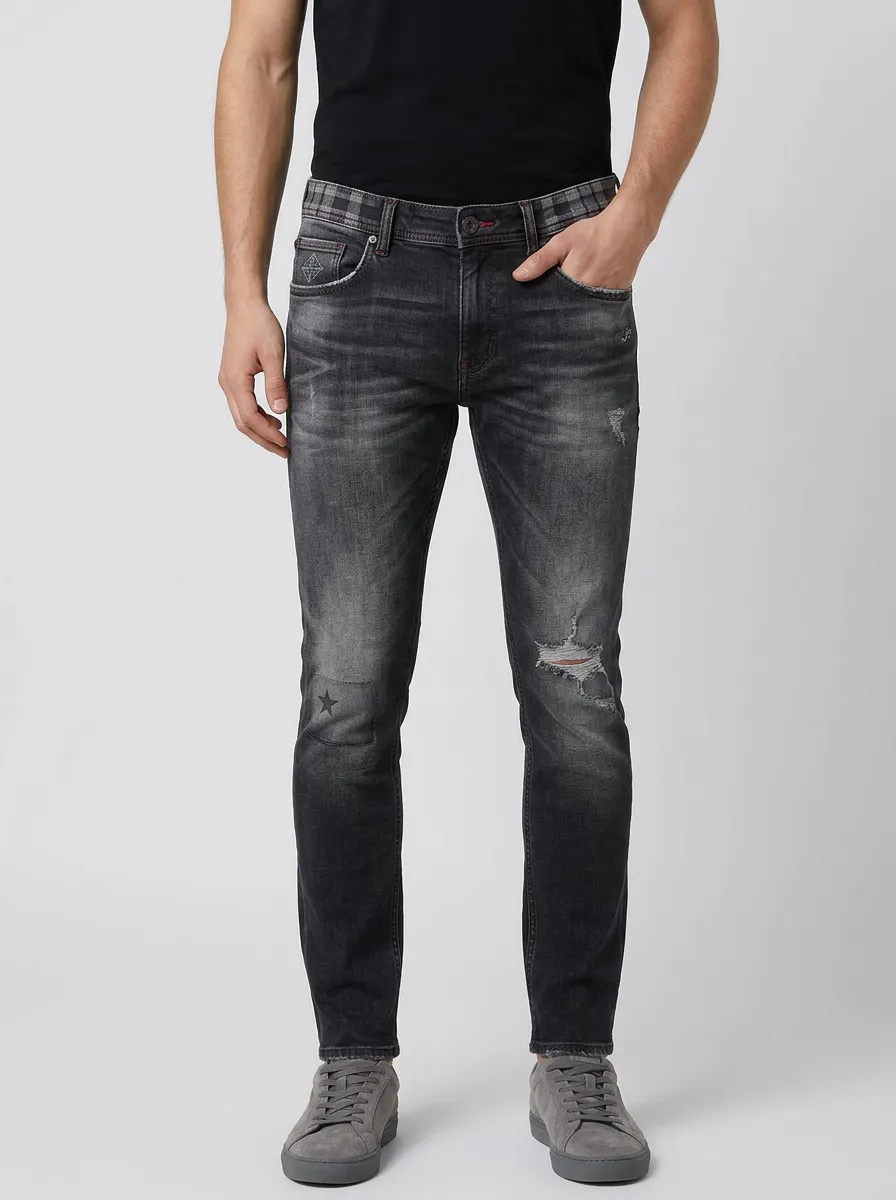 Men's Distressed Star Patch Plaid Waistband Graphic Slim-Fit Jeans