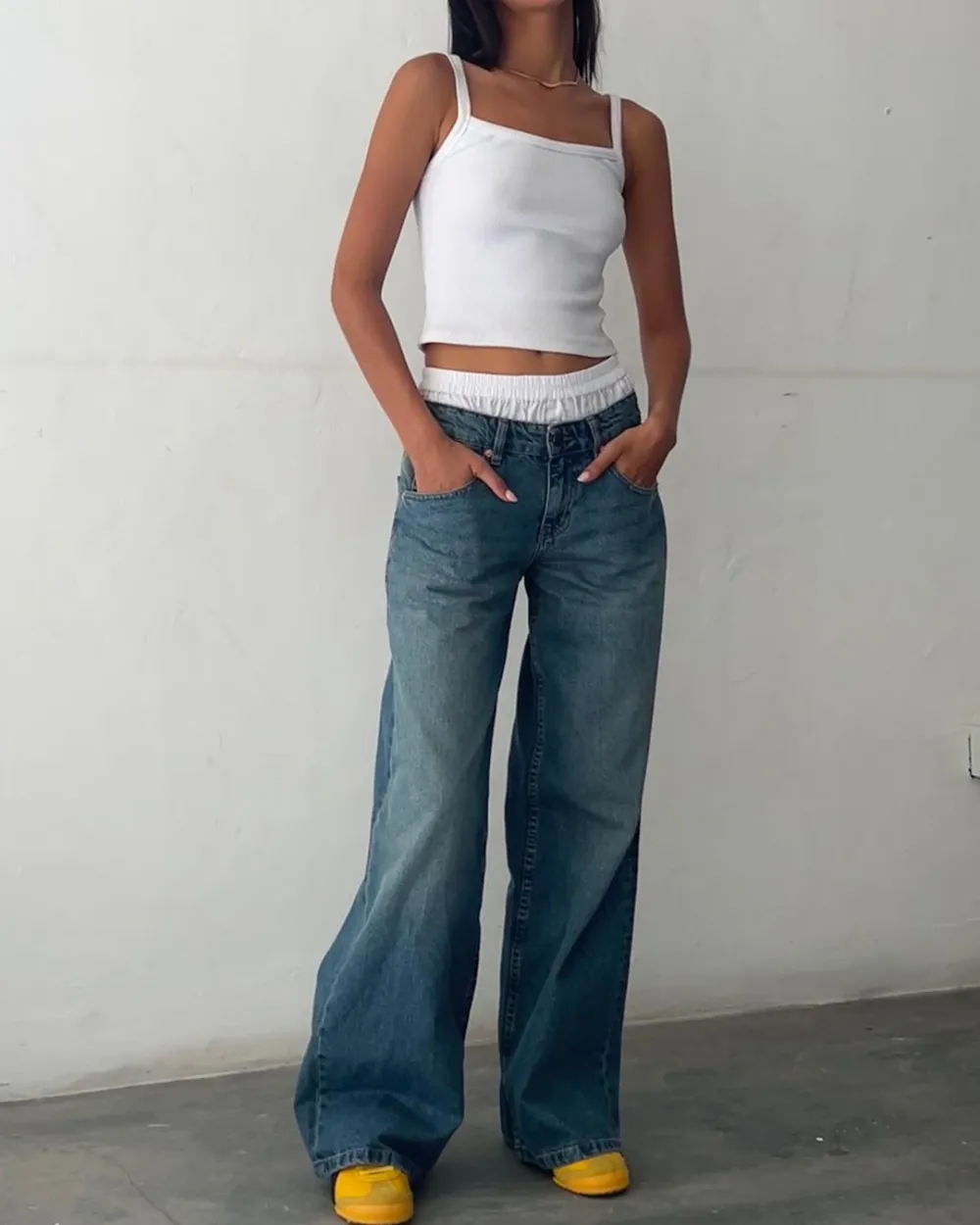 Relaxed Mid-Rise Straight-Leg Jeans