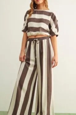 Signature Relaxed Everyday Pants