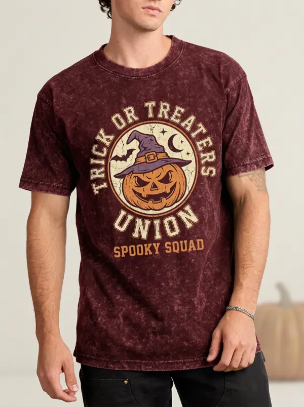 Men's Halloween Trick Or Treaters Pumpkin Witch Printed T-shirt