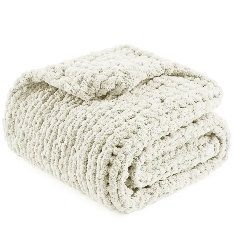 Solid Chunky-Knit Chunky Throw Blanket