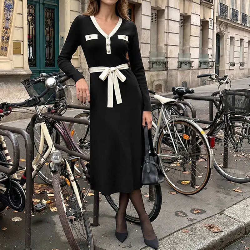 Women's V-Neck Long-Sleeve Belted Dress