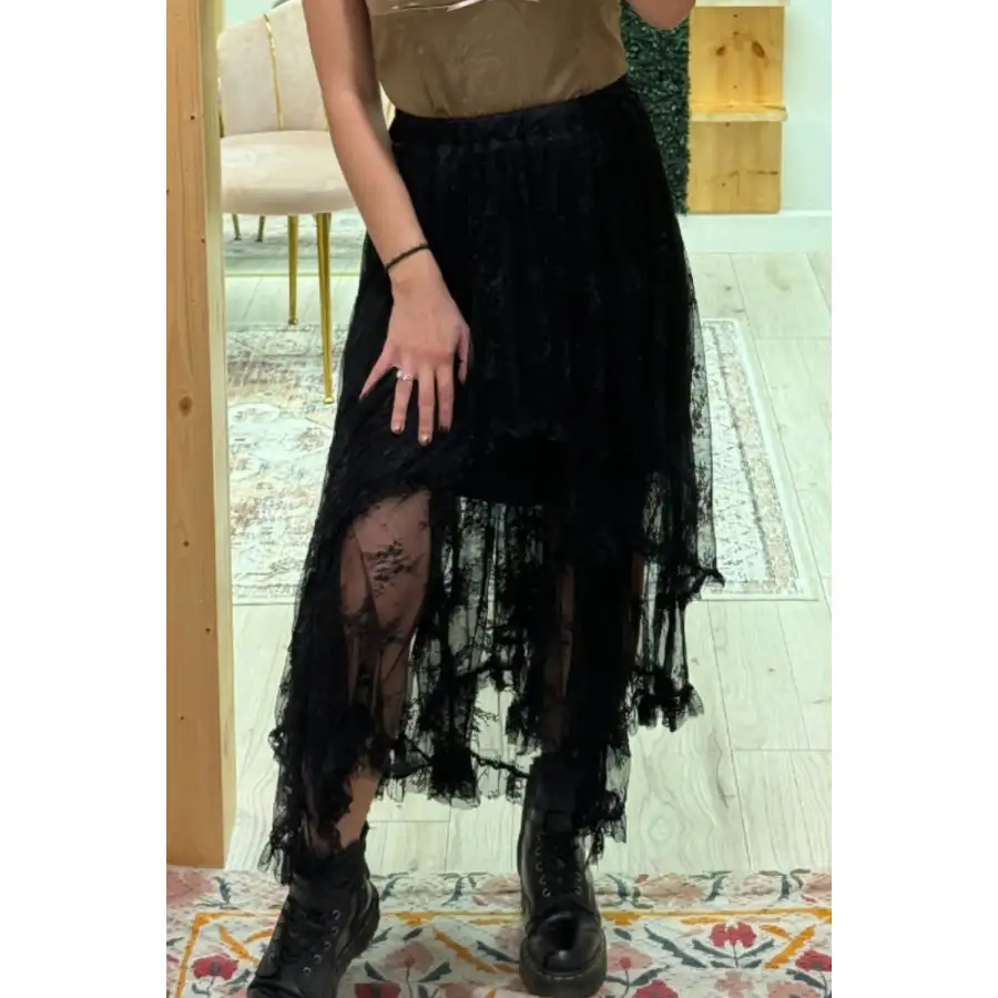 Elastic Waist Asymmetrical Lace Skirt