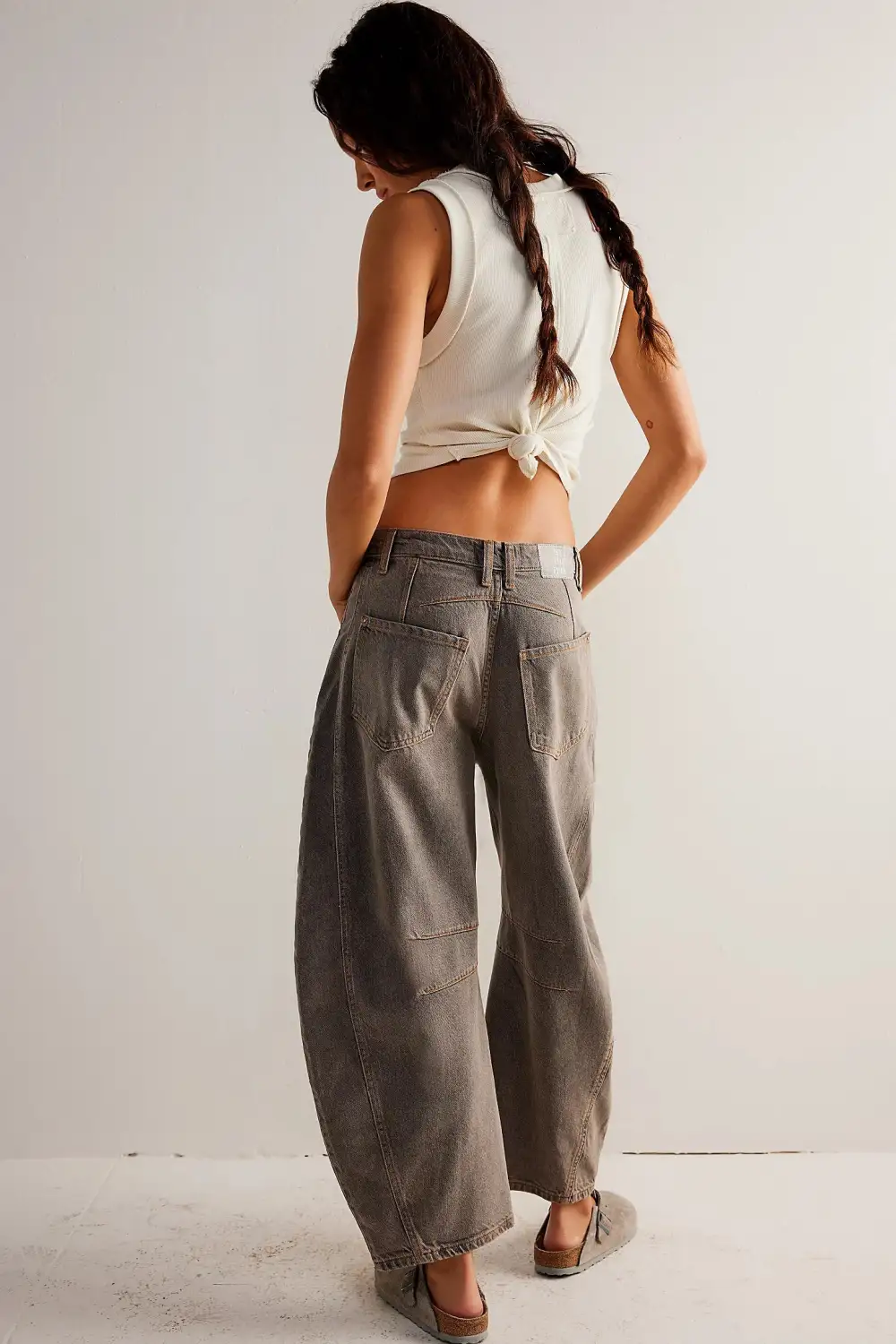 Luck Mid Rise Barrel Jeans Archive