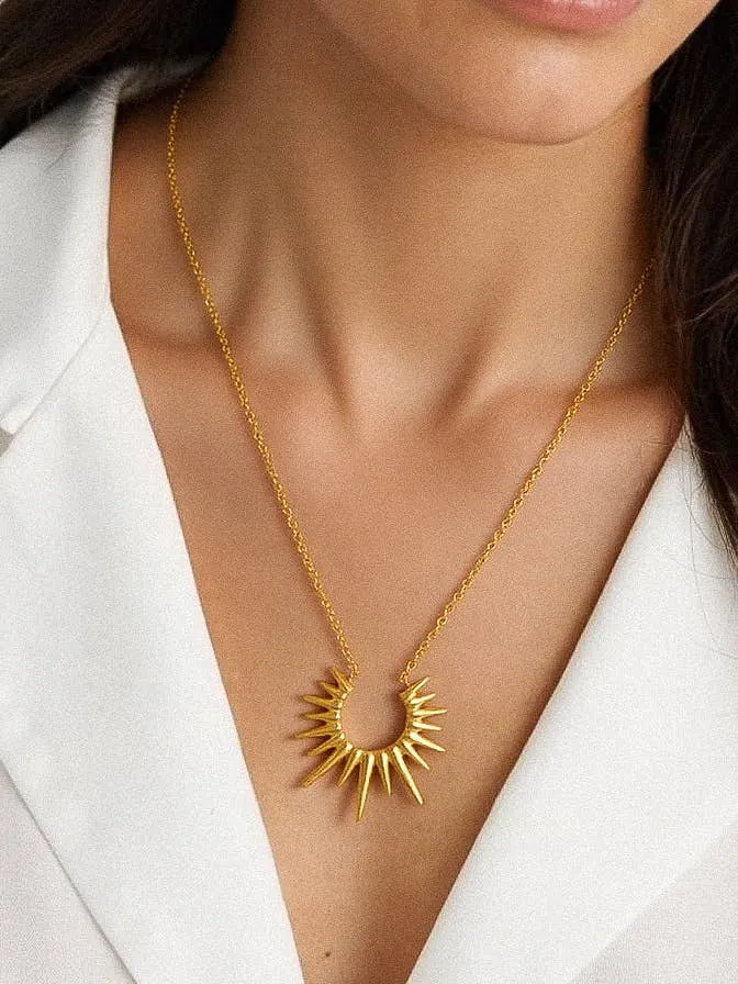 Sun Pendant Chain Necklace
