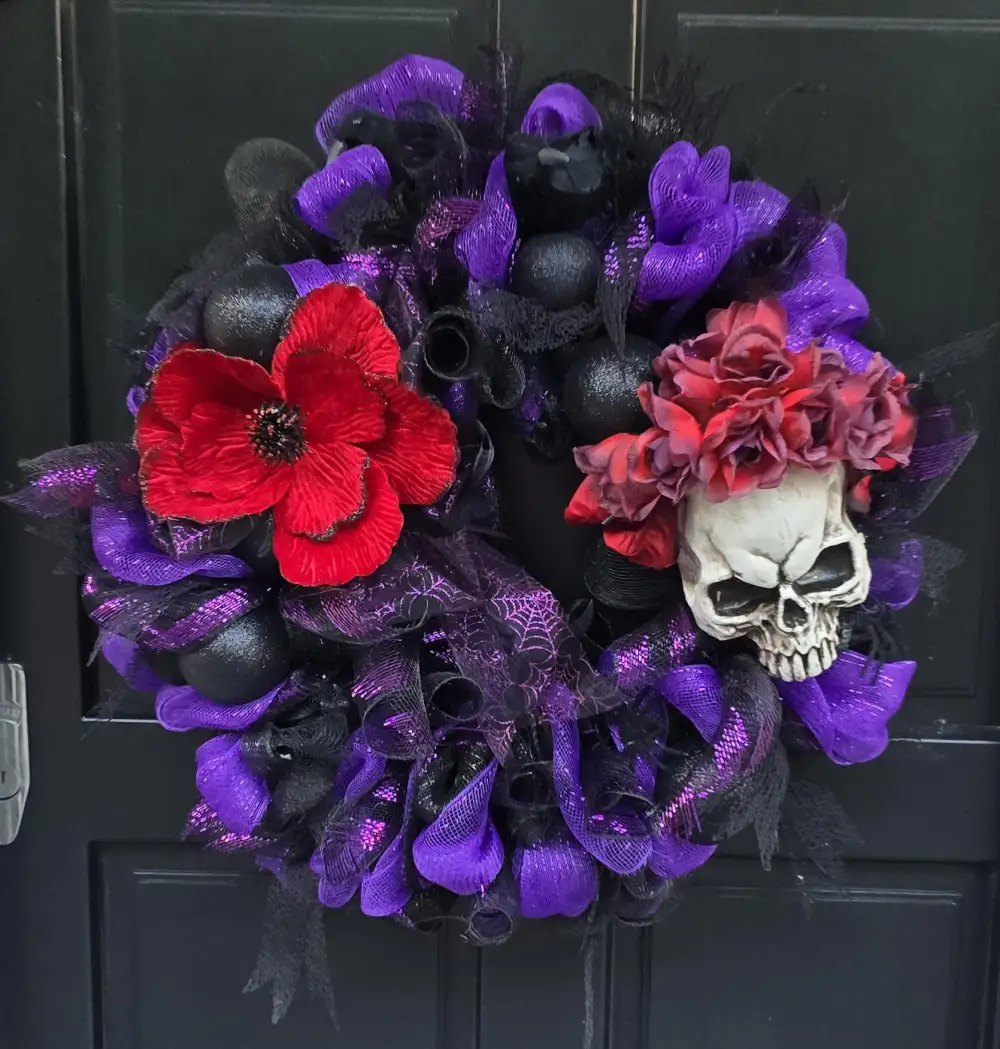 Crow Spider Magnolia Wreath