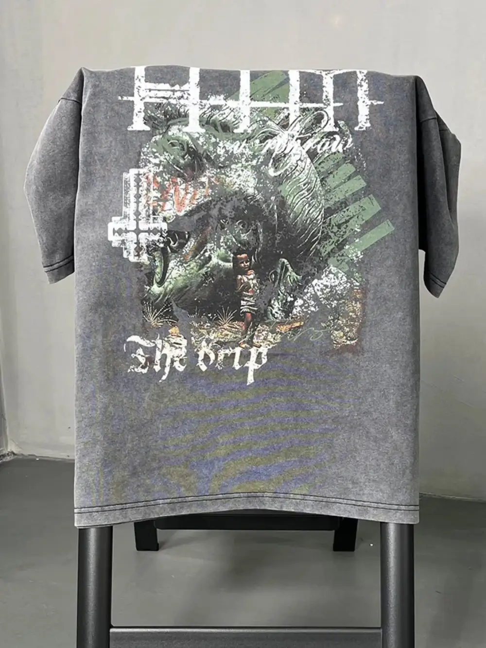 Loose Fit Graphic Crew Neck Half Sleeve Tee