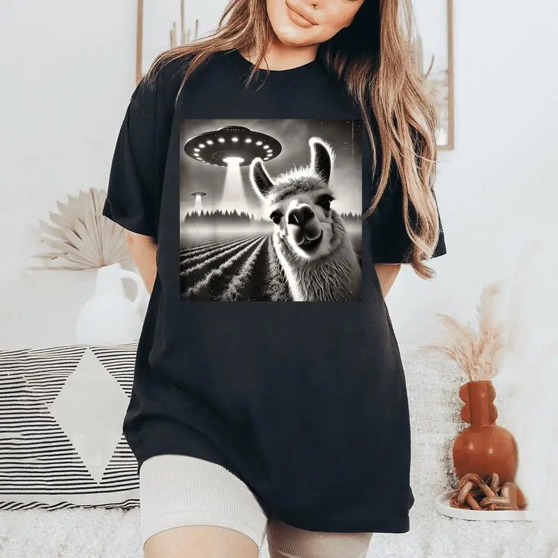 Llama Alpaca Selfie Ufos Women's Oversized Comfort T-Shirt