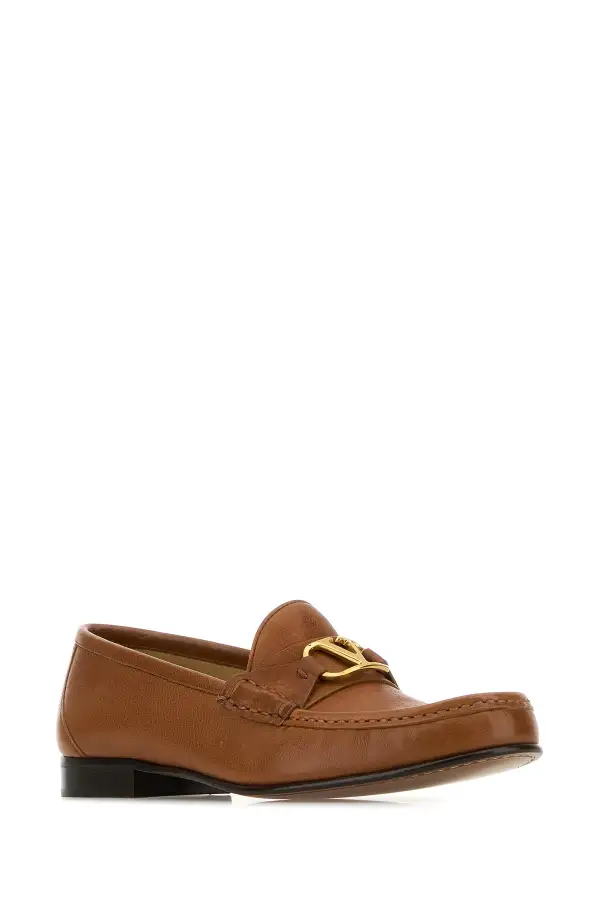 Round Toe Pebbled Calf Loafers