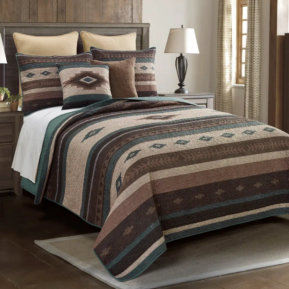 Expressive Quilted Geometric Quilt Set