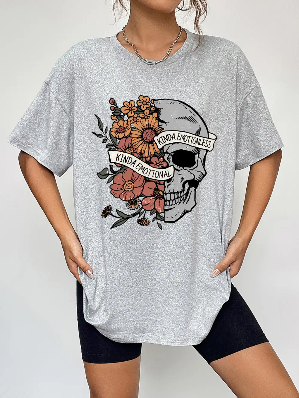 Effortless Round-Neck Short-Sleeve Graphic T-Shirt