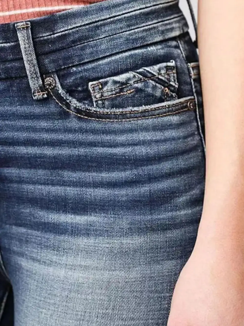 Simple Trim Straight Leg Denim Jeans