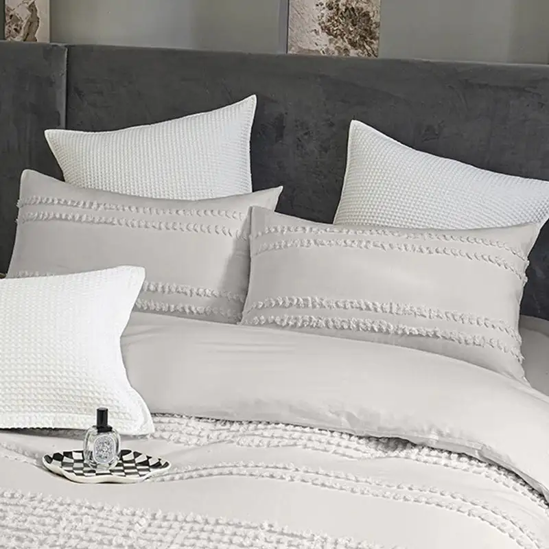Tufted Stripe Cotton Pillowcase Set