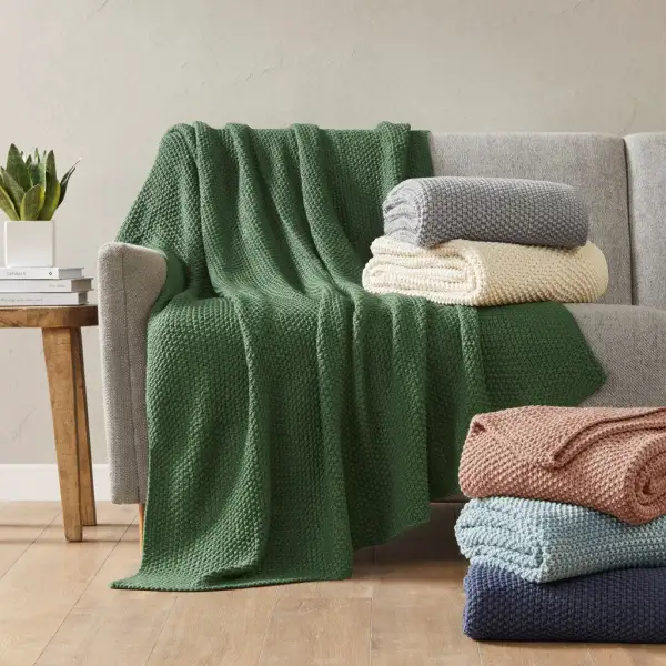 Classic Cable Knit Throw Blanket