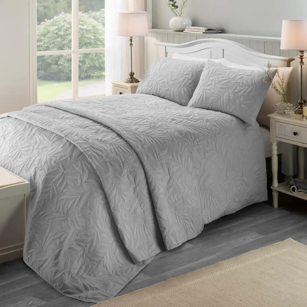 Reversible Floral Microfiber Duvet Cover Set