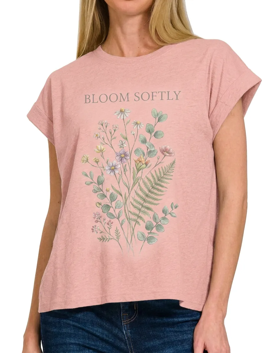 Women's Floral Lover Bloom Softly Wildflower Printed T-shirt